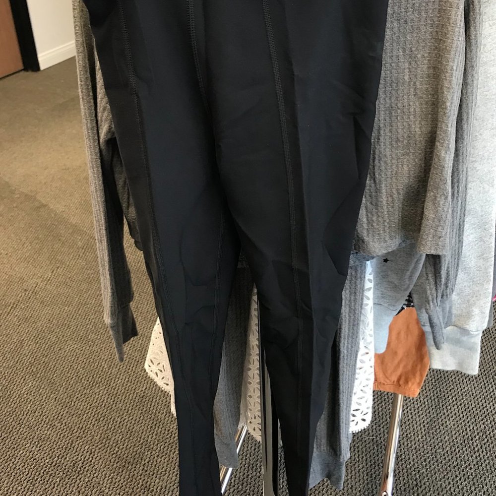 Carbon38 Black Leggings